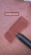 Load and play video in Gallery viewer, Hollywood Lip liner
